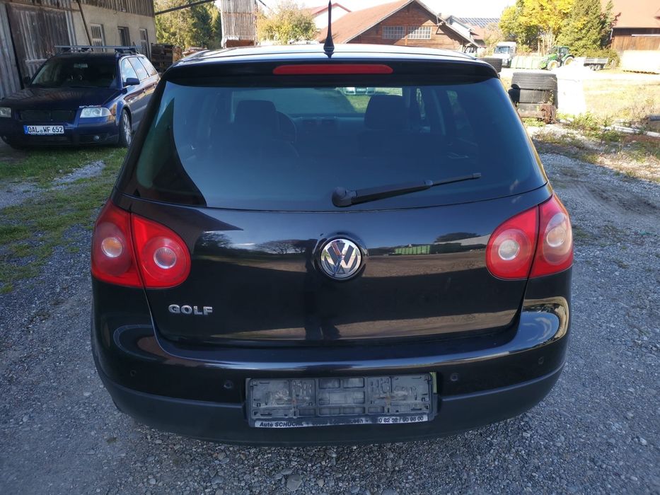Vw golf 5 2008 1.6 benzina 2008 united carte full service
Full cart