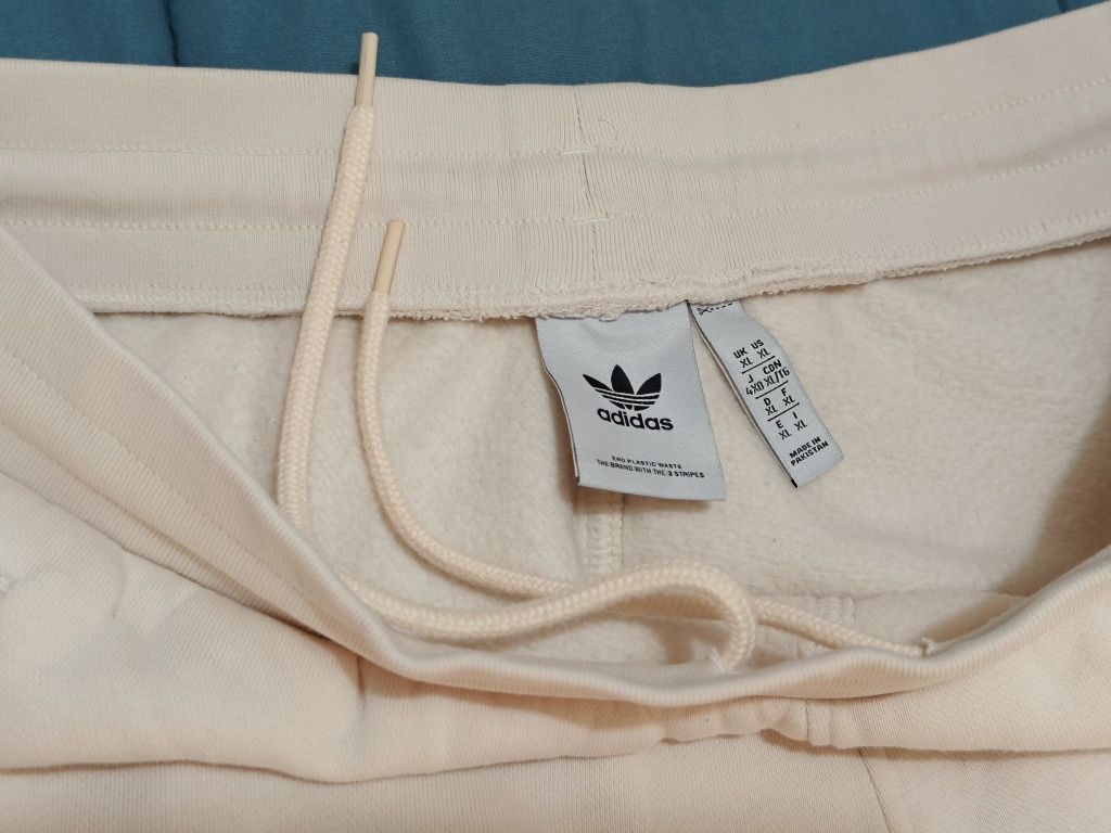 Pantaloni bărbați Adidas Originals măsura XL