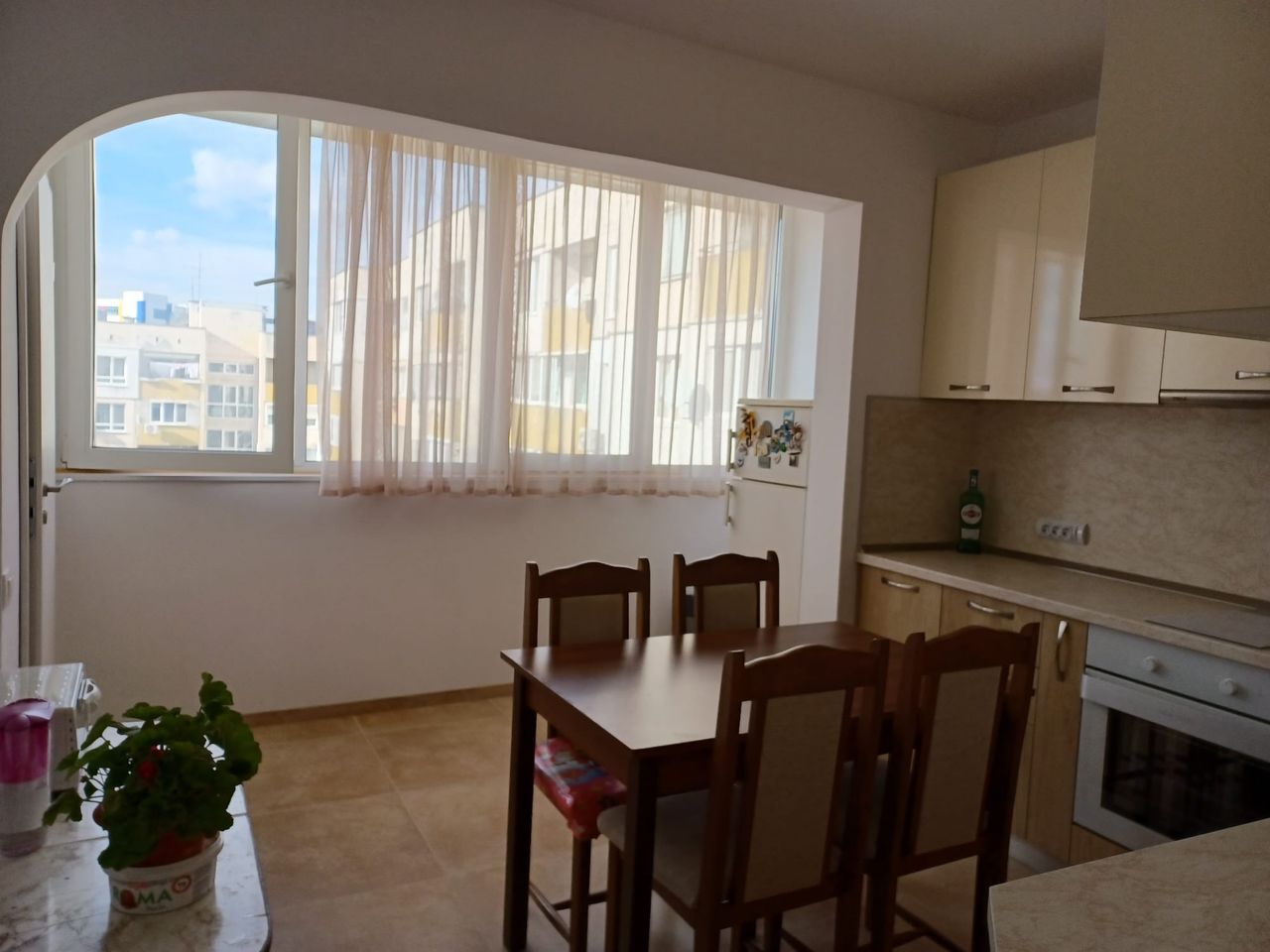 Продава се Тристаен апартамент в София, Манастирски ливади - 85 кв.м за 2471 €/кв.м - Снимка #2