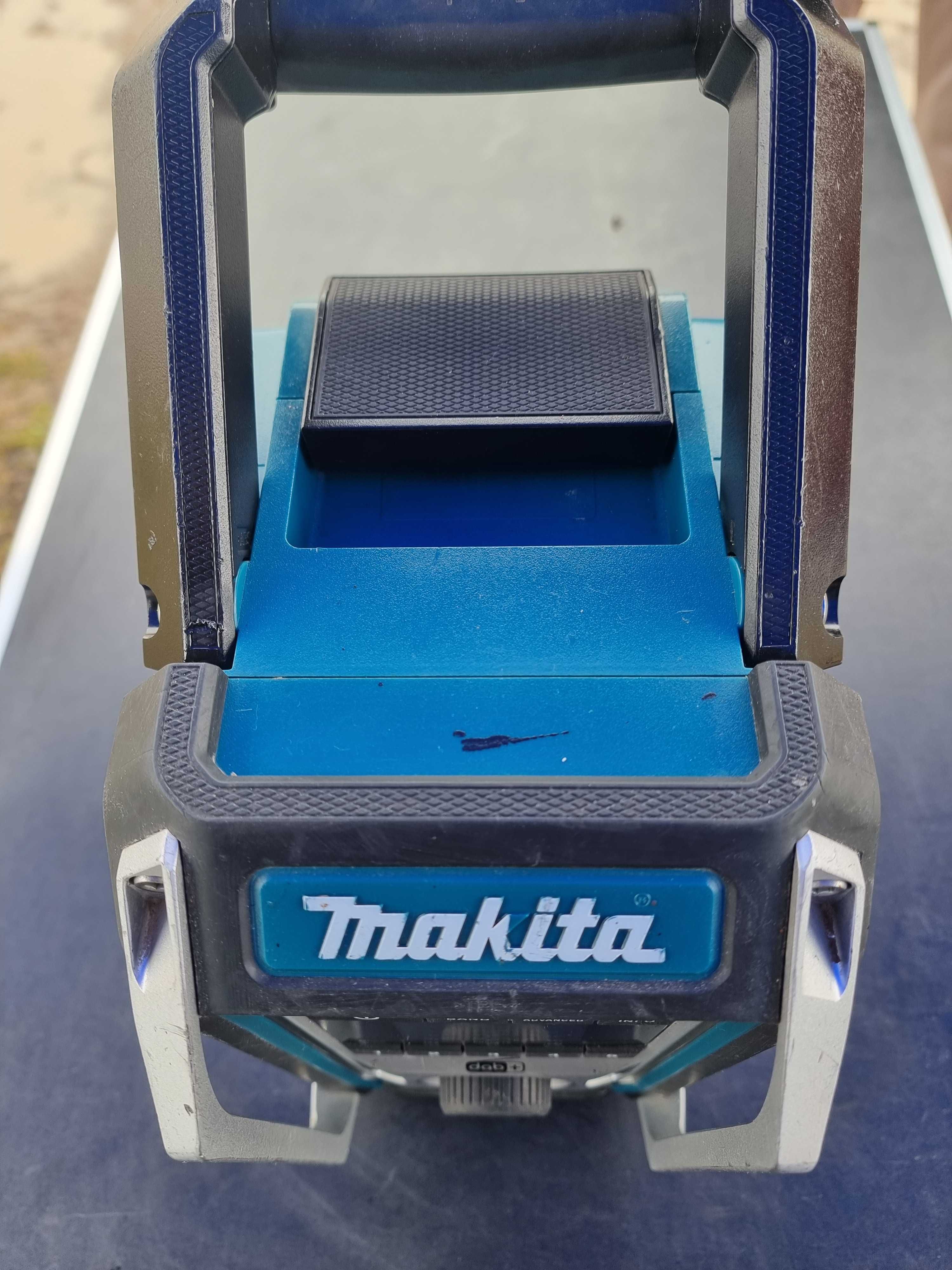 Makita DMR 115 - радио за строителни площадки