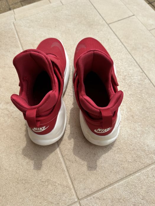 Adidasi originali Nike Kwazi Gym Red 42