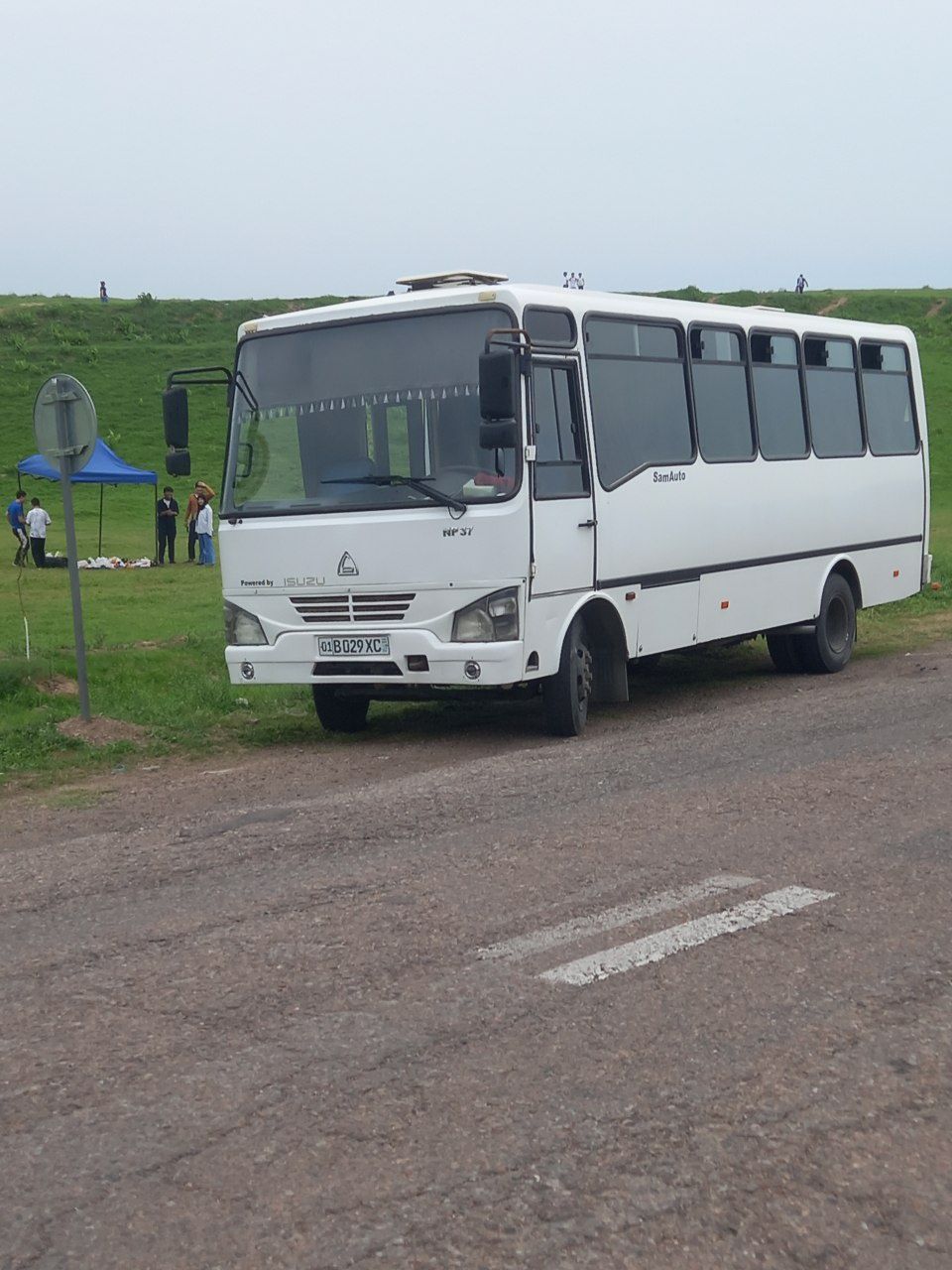 Avtobus buyurtma Заказ автобус Комфорт | Isuzu zakaz 26 oʻrindiqli