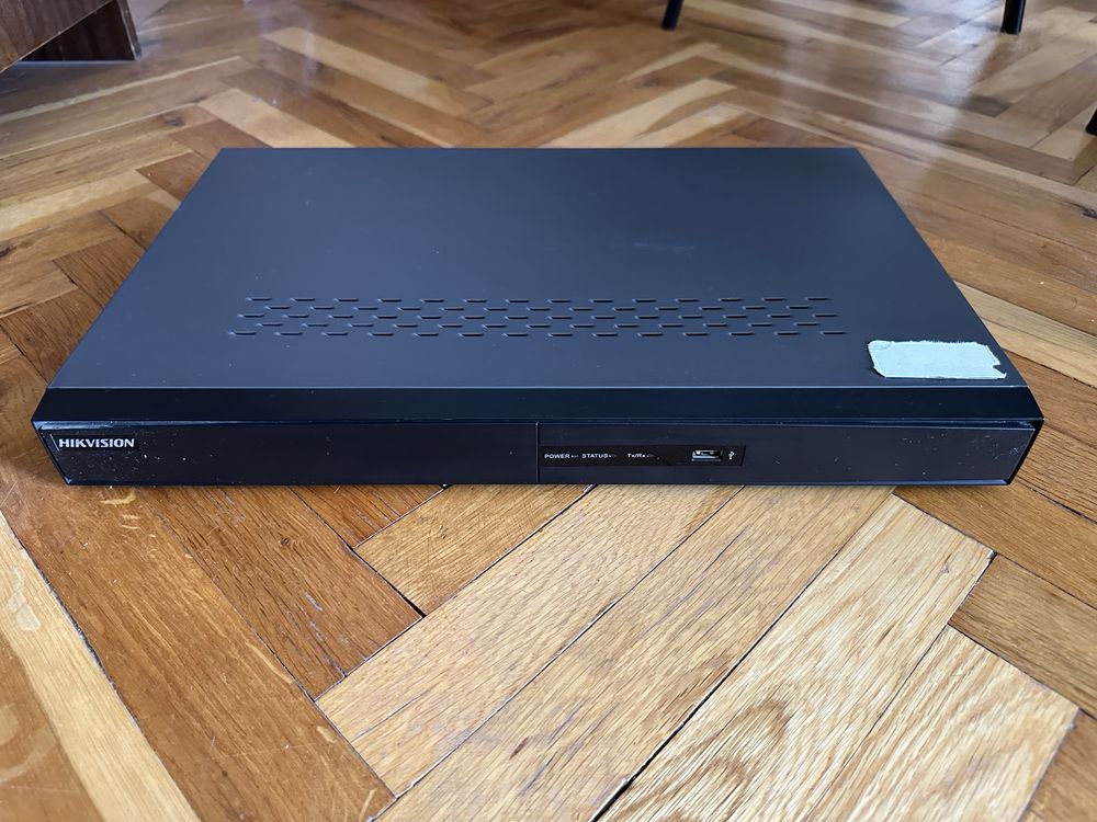 Hikvision dvr DS-7216HWI-SH/A