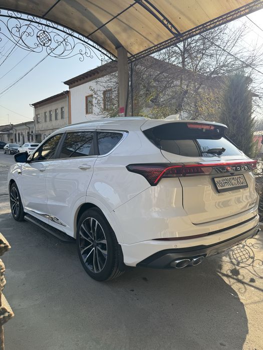 Jetour X70 plus luxsory