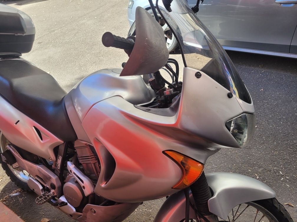 Honda transalp 650