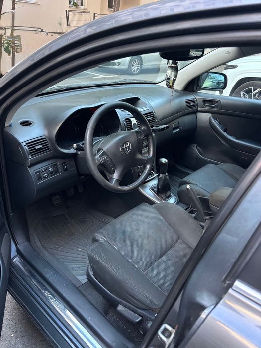 Toyota Avensis Toyota Avensis 2.0 D-4D | 2006 | Euro 4 | 235.000 km |