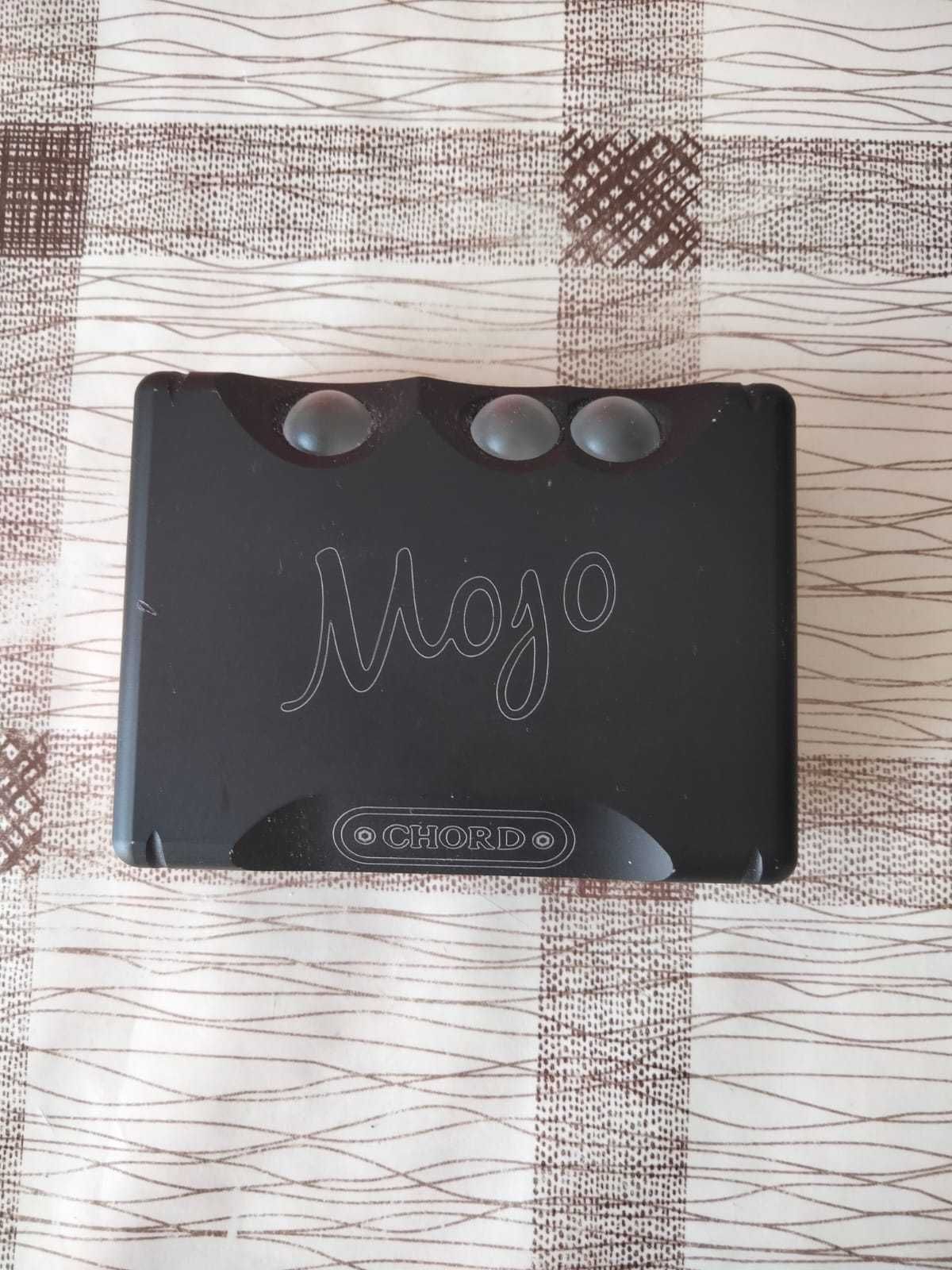 ЦАП DAC Mojo c усилителем для наушников