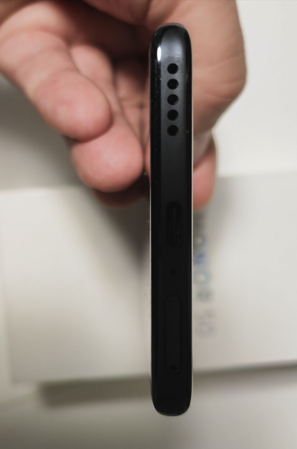 Продавам Honor 50, в отлично състояние.