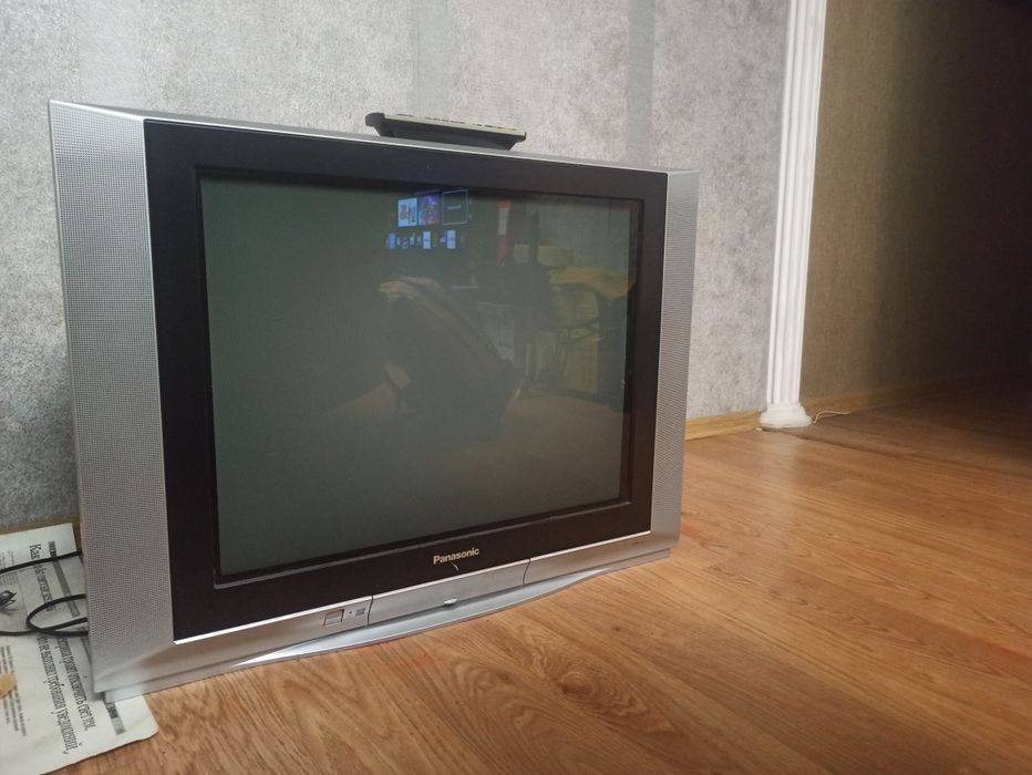 Продам телевизор
