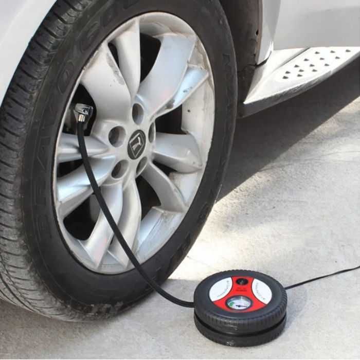 Компресор за гуми 12V, захранващ кабел за запалка