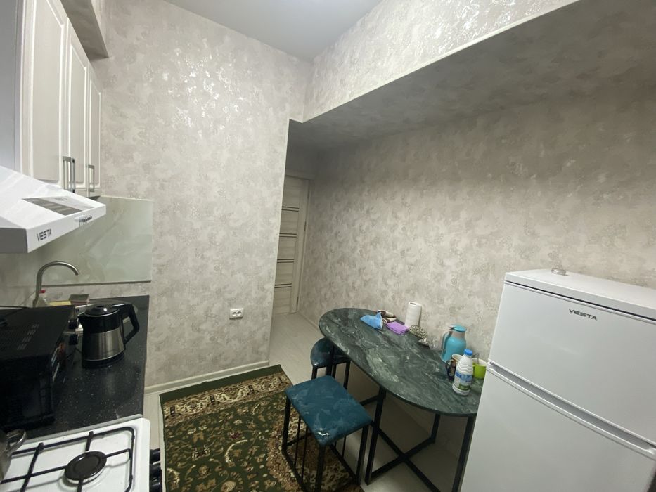 Квартира с новым ремонтом в новостройке