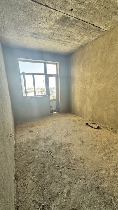 Продается Квартира 3 х комнатная,г Карши,Махоллот махалла Чевар маркет