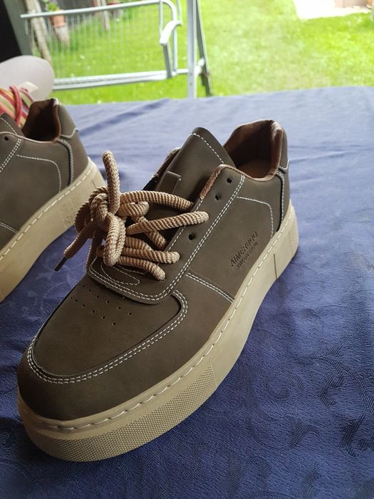 Pantofi sport barbati 42/42,5 ! Deosebiti! Noi !