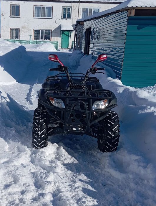 Продам квадрацыкл 500 кубов ..с отвалом