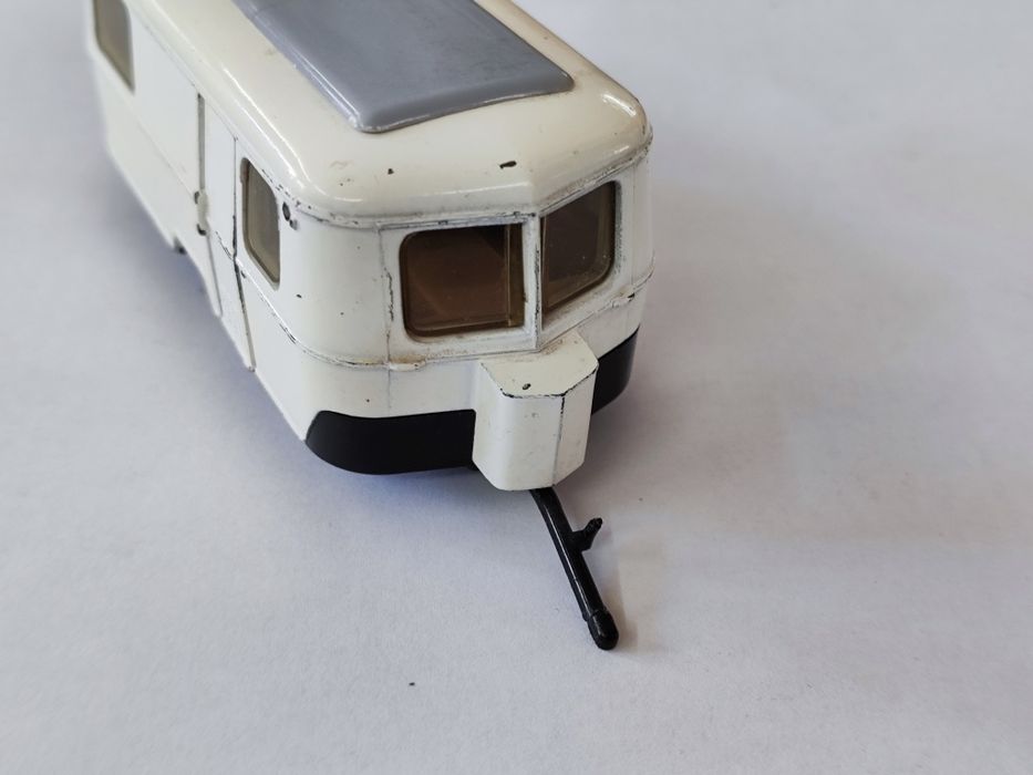 количка каравана Marklin eriba 1824