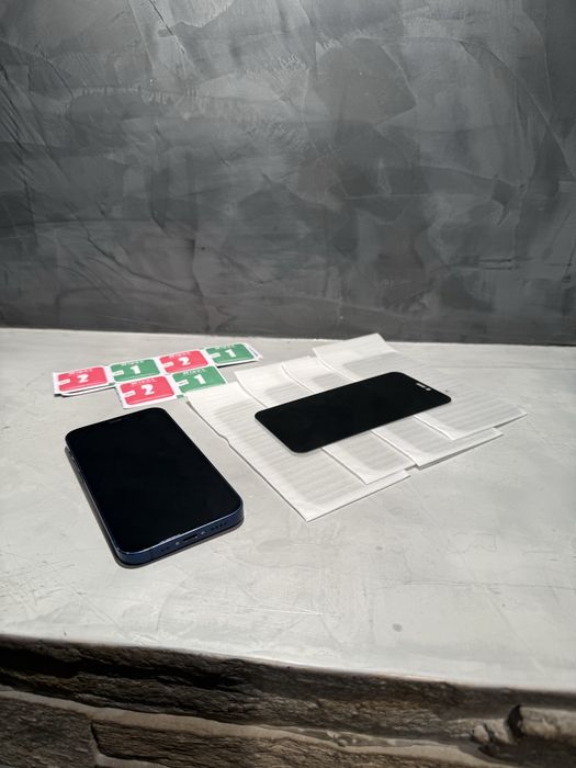 КАТО ЧИСТО НОВ Iphone 12 mini blue 128 GB + подаръци