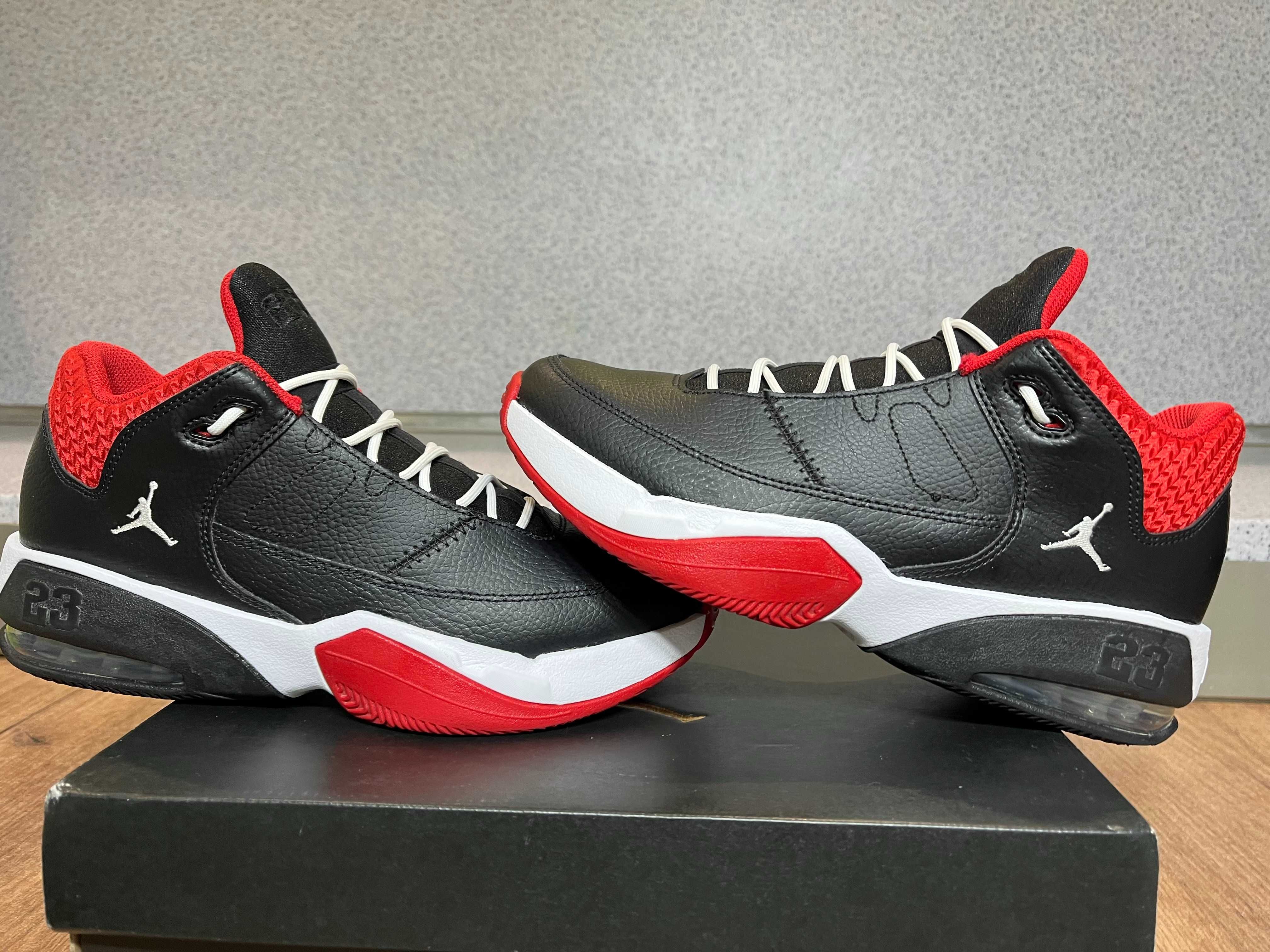 ОРИГИНАЛНИ *** Nike Air Jordan Max Aura 3 / Bred / Black Red