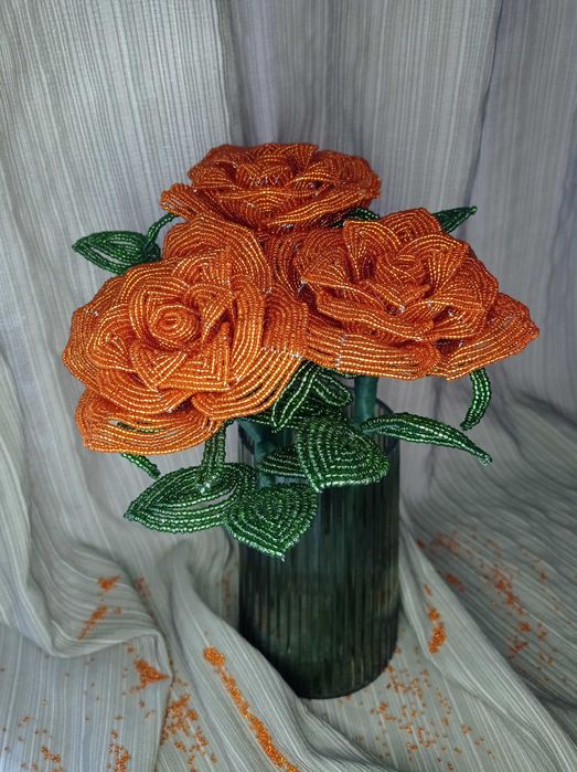 Trandafir handmade din mărgele