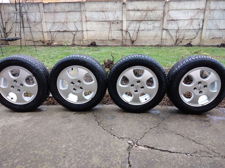 Vând jante aluminiu cu cauciucuri de 195/60 R15 Opel Astra G