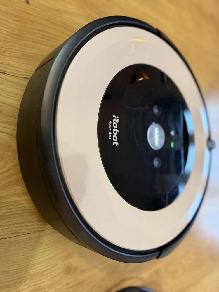 iROBOT Roomba E5