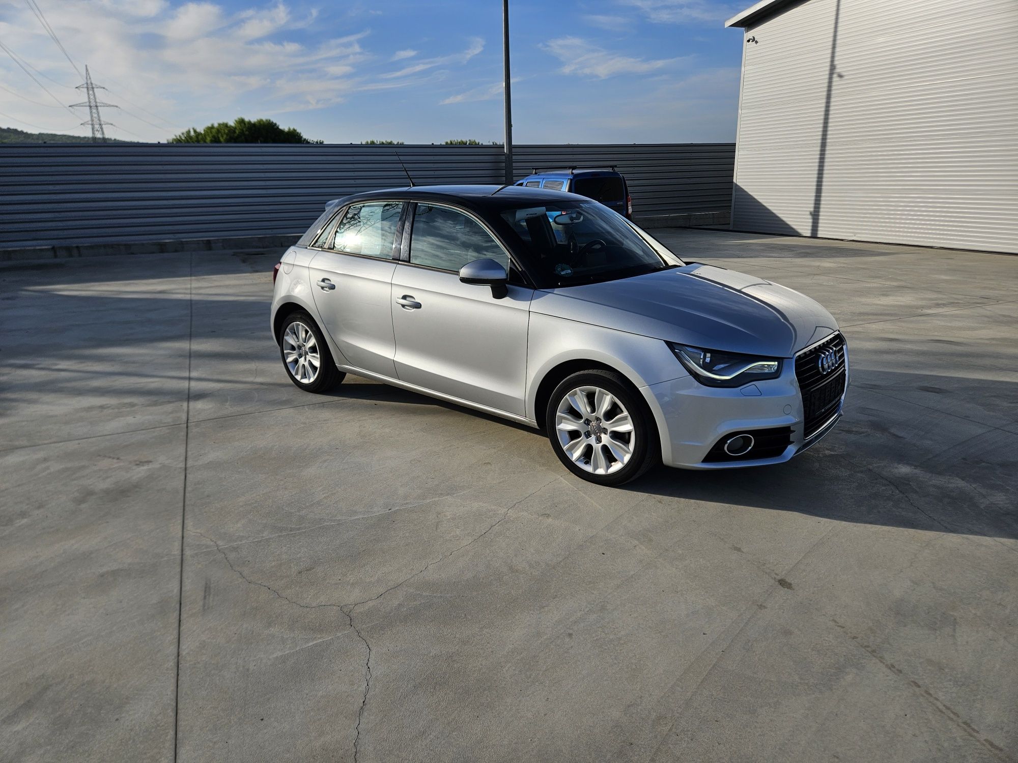 Audi A1 2012  cu 5 usi