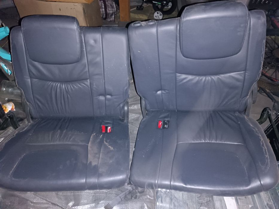 Сиденья на Лексус GX470 3 ряд