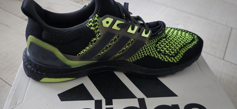 Adidas Ultraboost 42 2/3,43 1/3,44