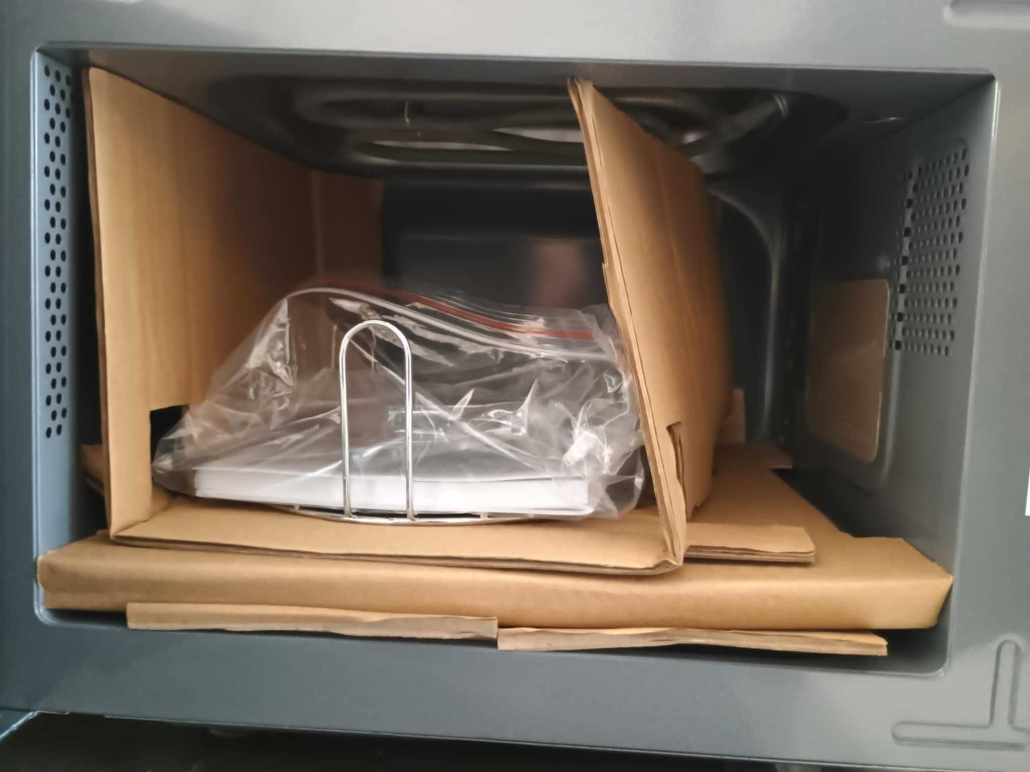 Чисто нова черна Микровълнова фурна Gorenje с 2 години гаранция