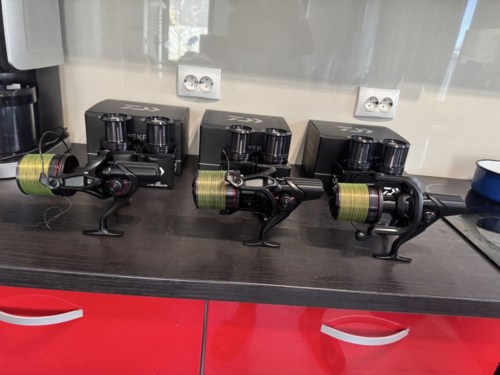 Vand mulinete Daiwa Wisker 45 SCW QD OT