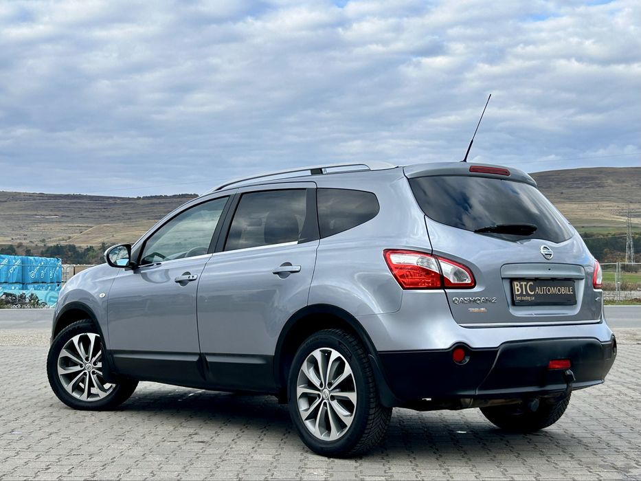 Nissan Qashqai 7 LOCURI exclusiv 2.0dci-2011- Rate-Tbi-Bt direct-Mogo