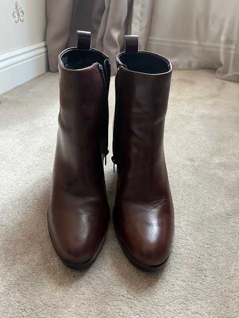 Ghete din piele naturala Rizzoli, 37