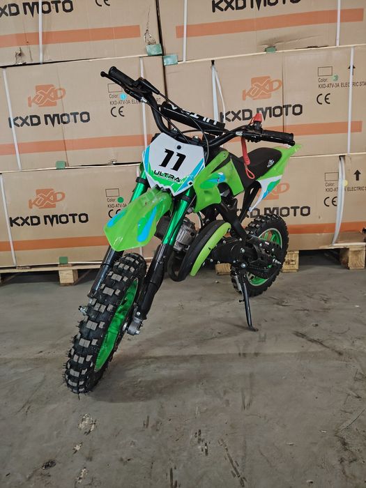 Cross motocicleta enduro 49cc noua adusa din Germania pentru copii