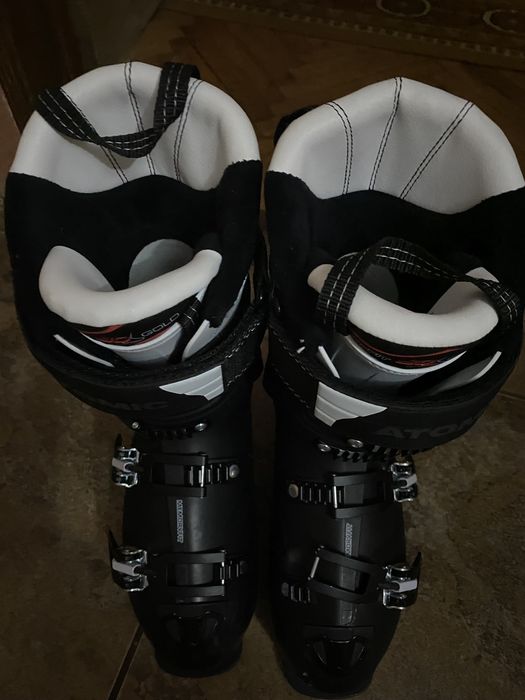 Vând clăpari Atomic Hawx Prime 110 mărimea 27-27.5