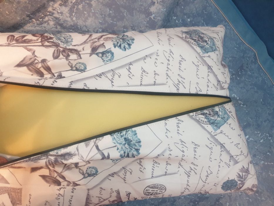 Подушки для дивана