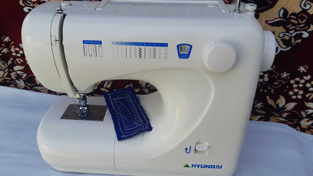 Mașina de cusut Hyundai