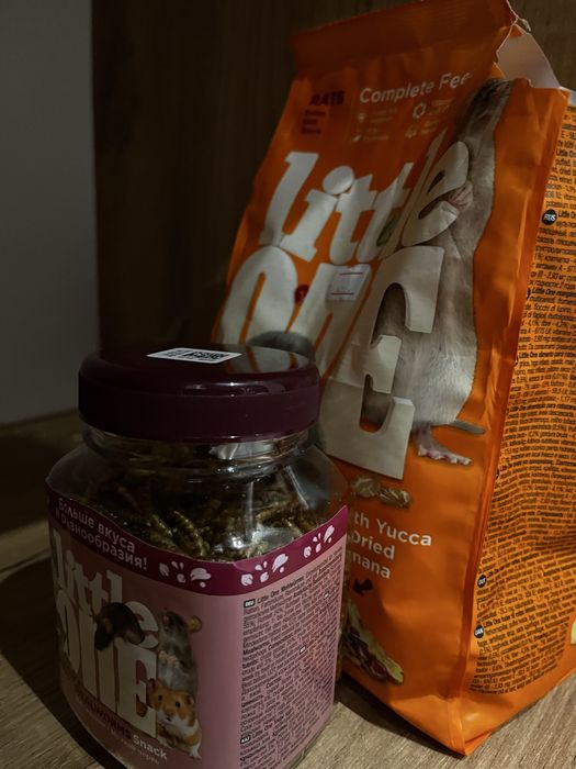 Корм и мучные черви от Little one для крыс большин пачки