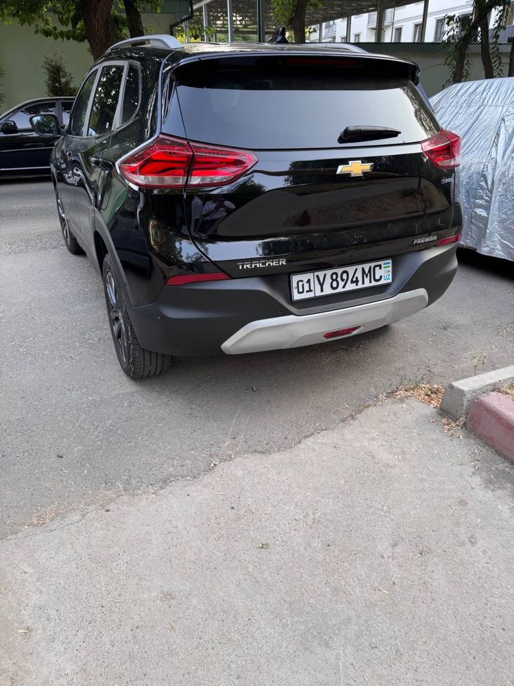 Trekr primer qora kraska toza probek xalol