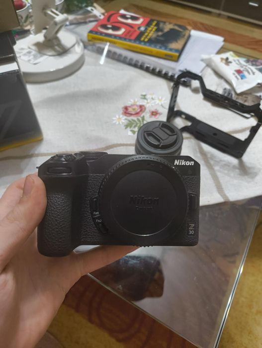 Nikon Z30 ca nou cu obiectiv si smallrig