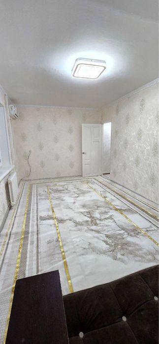 Чиланзар 9кв Жахон Тиллари. 38 кв.м. Кирпич балкон 2/4