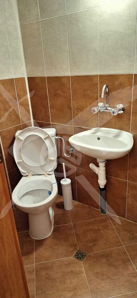 Дава се под наем Тристаен апартамент в София, Младост 1 - 94 кв.м за 800 € - Снимка #10