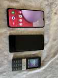Vand 3 telefoane