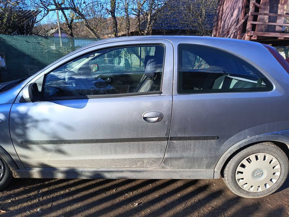 Opel CORSA  c 2005