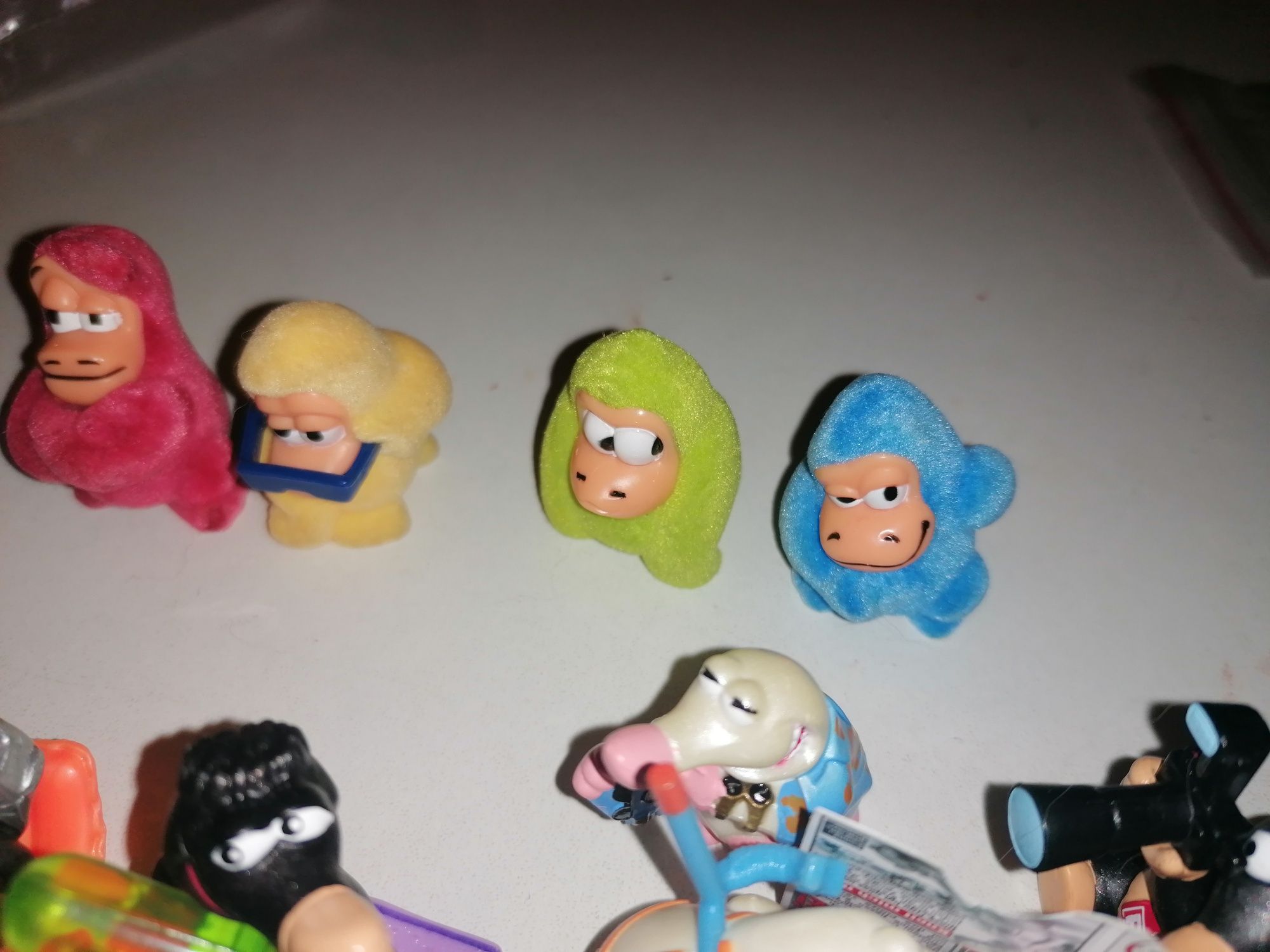 Kinder Monster Hotel 1, Misiunea Cartita si Angry Monkeys