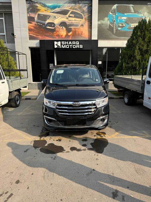 Микроавтобус JAC M3