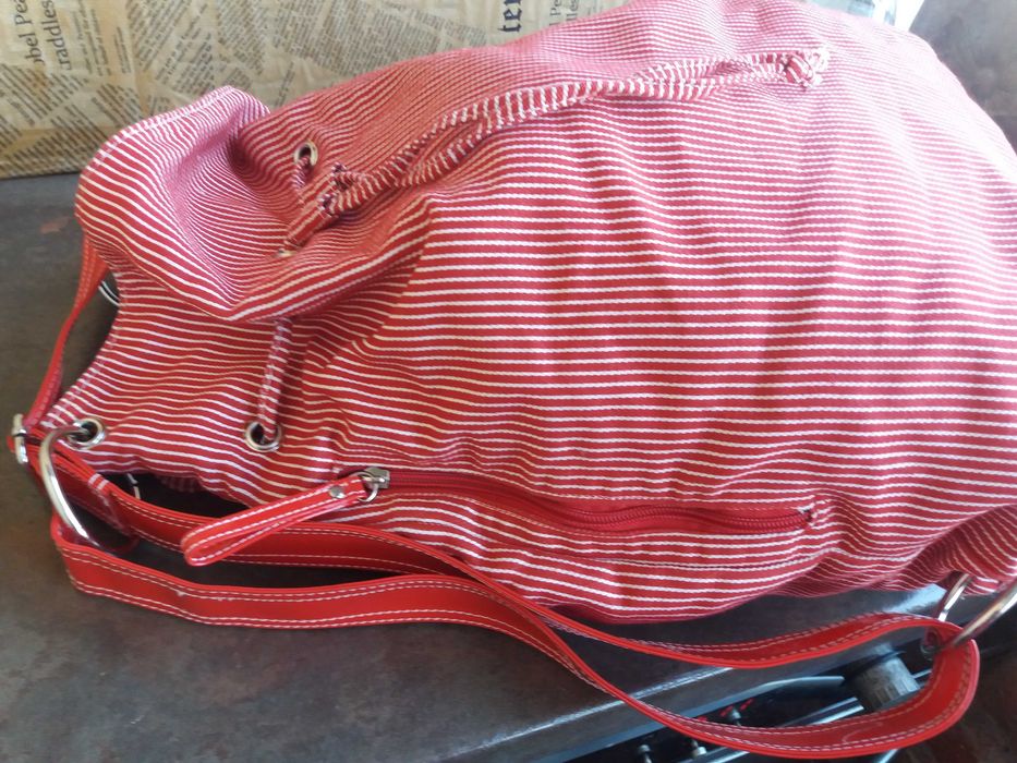 дамска раница,червена чанта.торба.