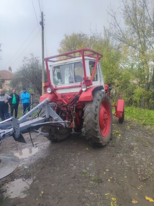 Трактори ЮМЗ в движение