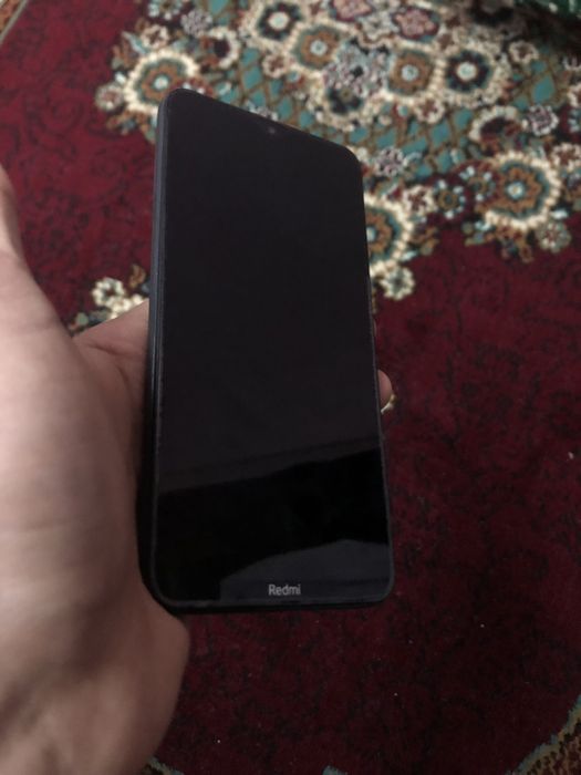 Xiaomi Redmi 8 .