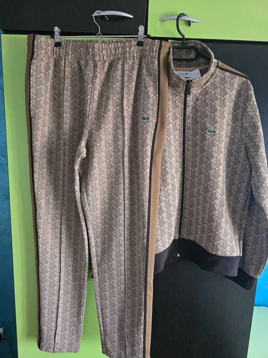 Trening Lacoste ORIGINAL, mărimea L / preț fix