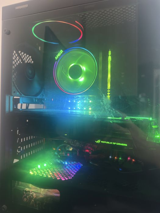 Vand pc gaming ryzen 7 2700x | rx5700xt asus | 16 gb ram