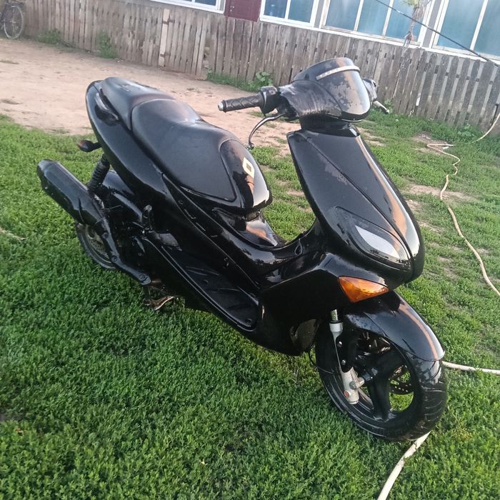 Se vinde Yamaha maxetr
